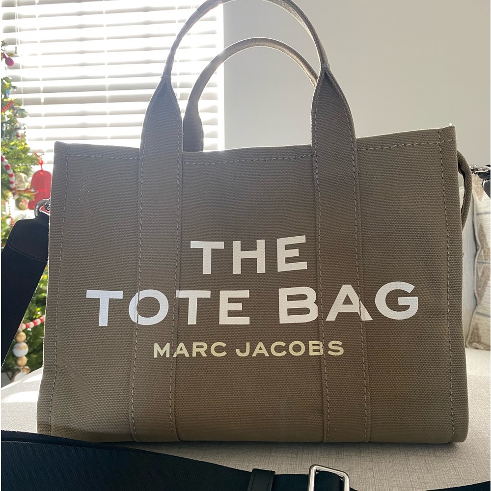 Marc Jacobs The Tote Bag medium size, sage, green canvas.